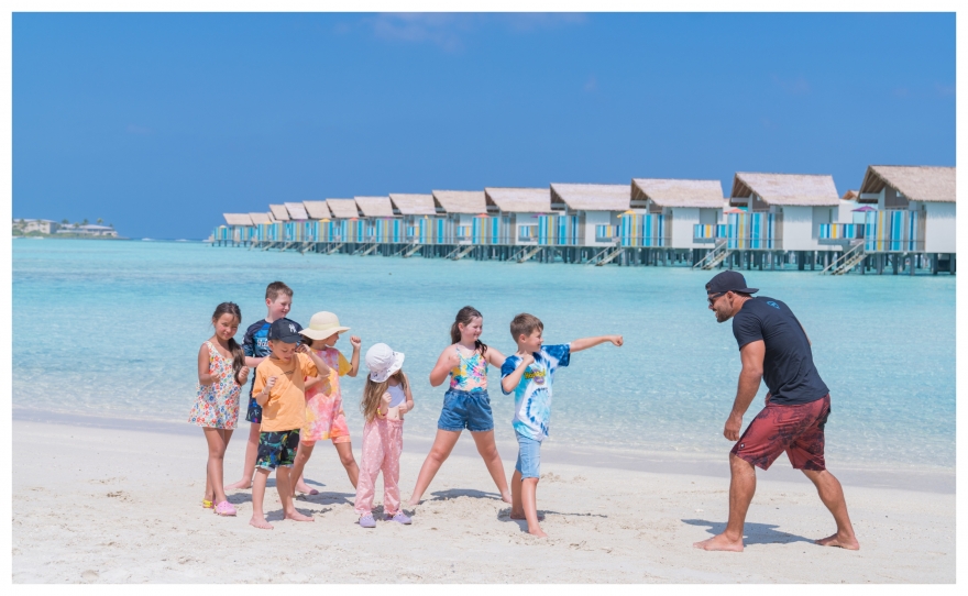 The Jet Pack Dream Lives On – Maldives Resort Workers